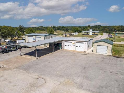 415 State Highway 36 S Highway Caldwell TX 77836