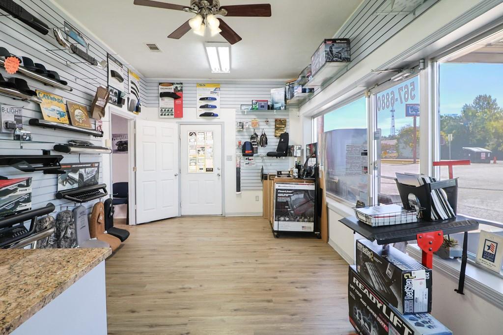 415 State Highway 36 S Highway Caldwell TX 77836