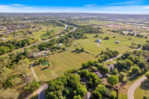 1218 Lovers Lane Bastrop TX 78602