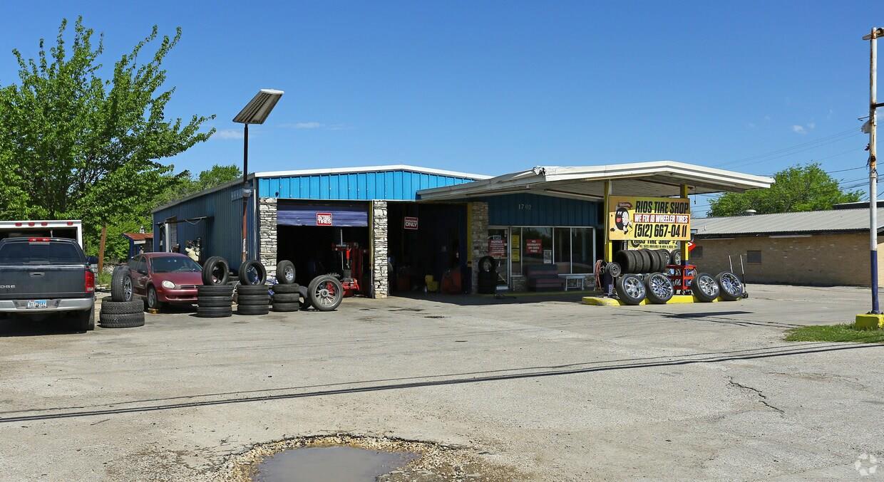 1700 S Interstate 35 Freeway S San Marcos TX 78666