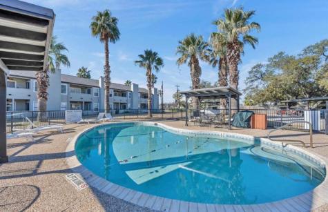 604 Highcrest # 213 Drive Granite Shoals TX 78654