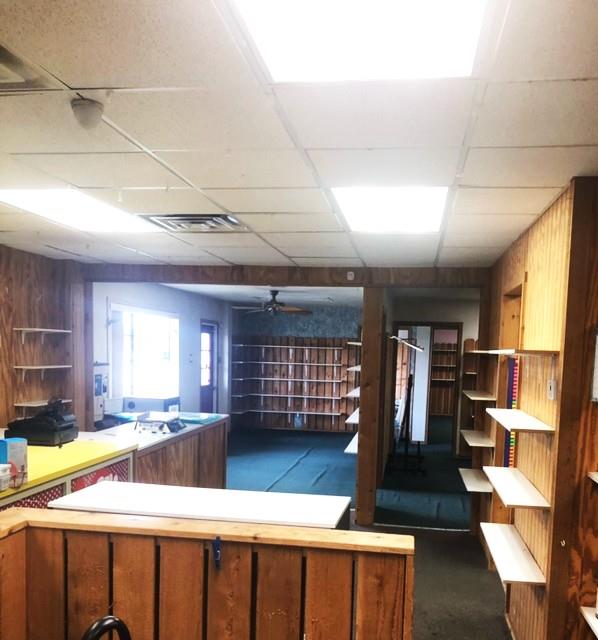 1614 W Cameron Avenue Rockdale TX 76567
