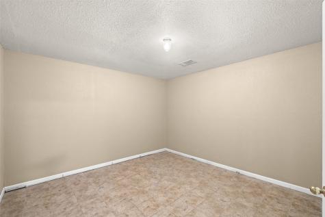 1306 W Cameron Avenue Rockdale TX 76567