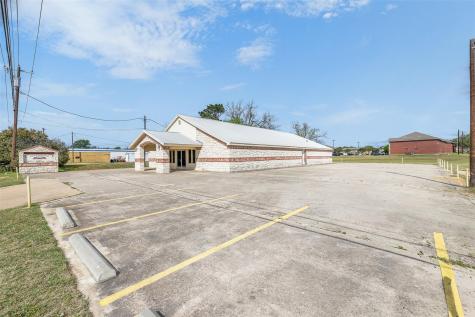 1306 W Cameron Avenue Rockdale TX 76567