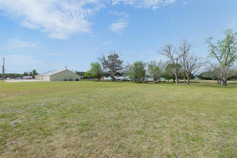 1306 W Cameron Avenue Rockdale TX 76567