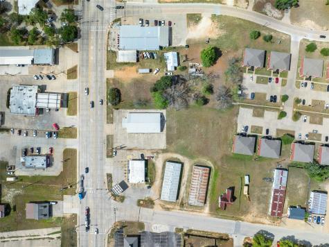1306 W Cameron Avenue Rockdale TX 76567
