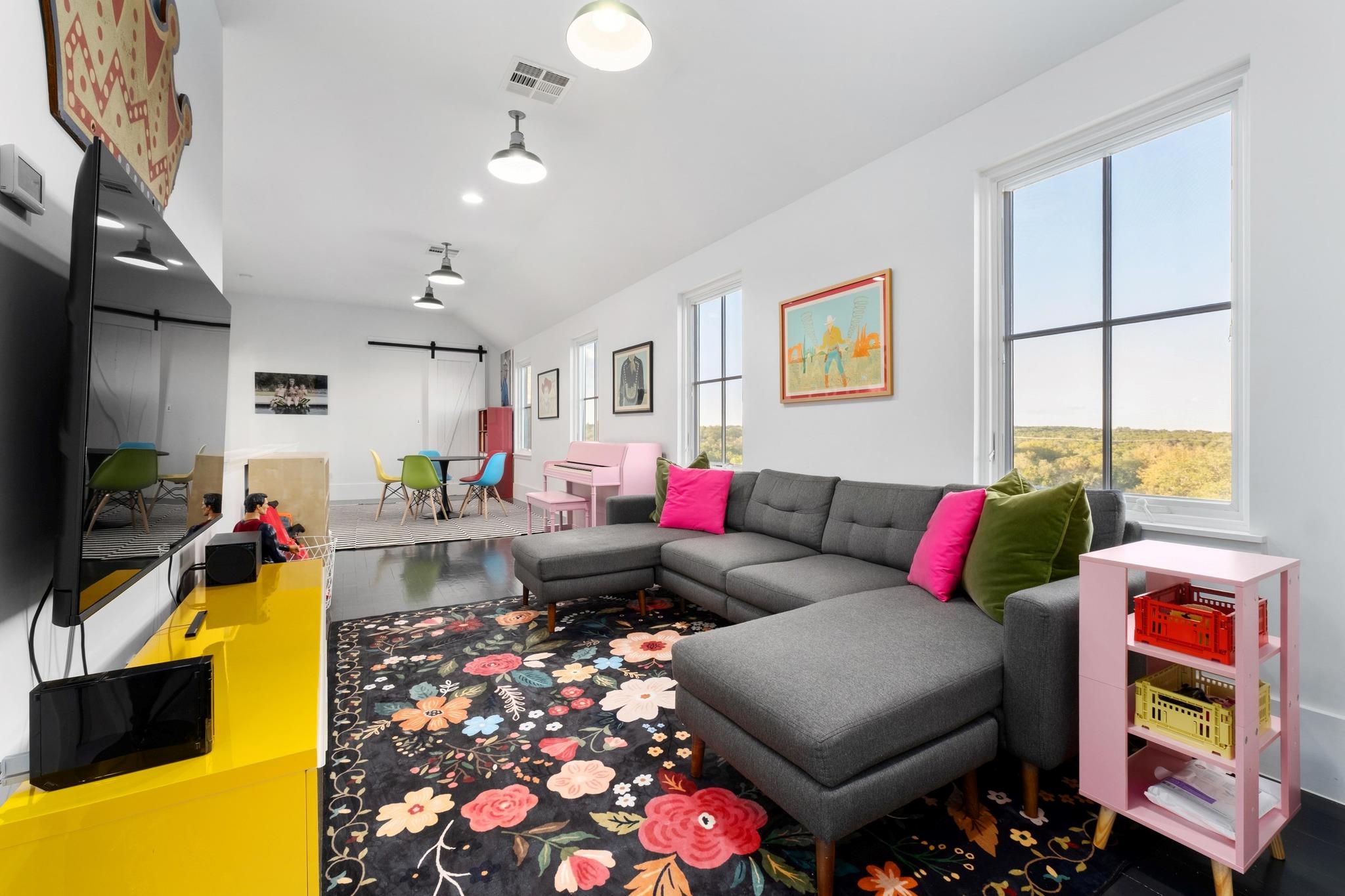 12800 Old Baldy Trail Austin TX 78737