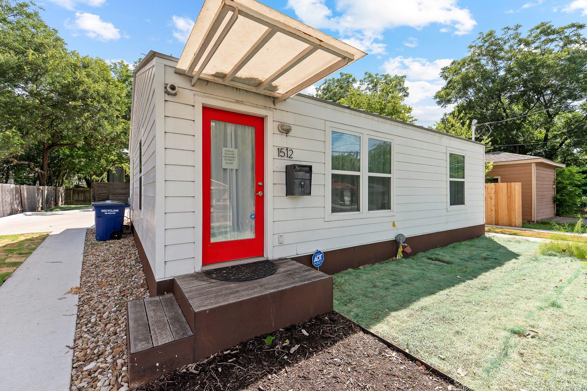 1512 W Koenig Lane Austin TX 78756