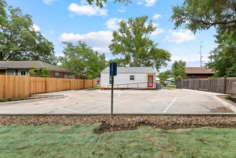 1512 W Koenig Lane Austin TX 78756