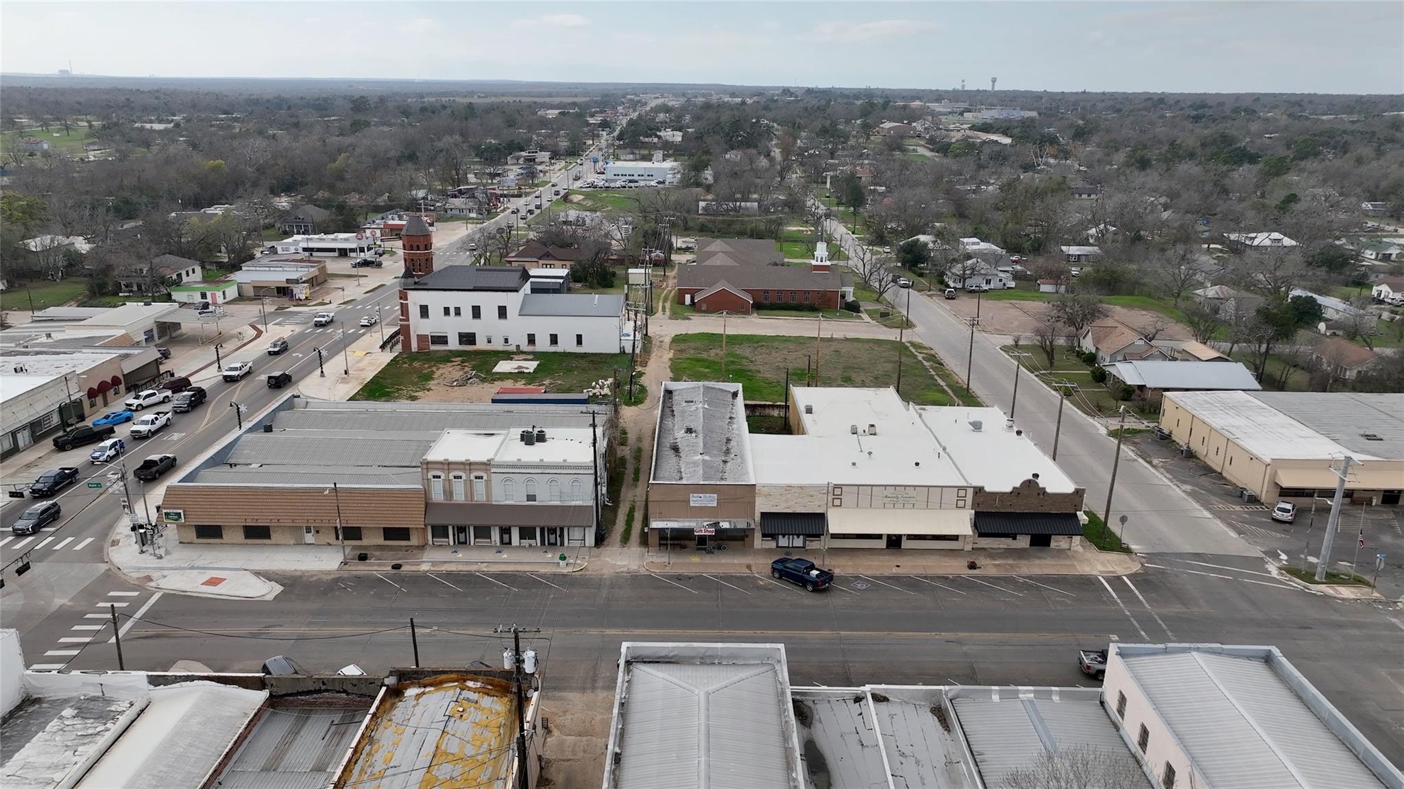 239 N Main Street Rockdale TX 76567