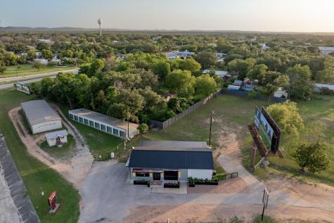 105 Us Highway 281 N Johnson City TX 78636