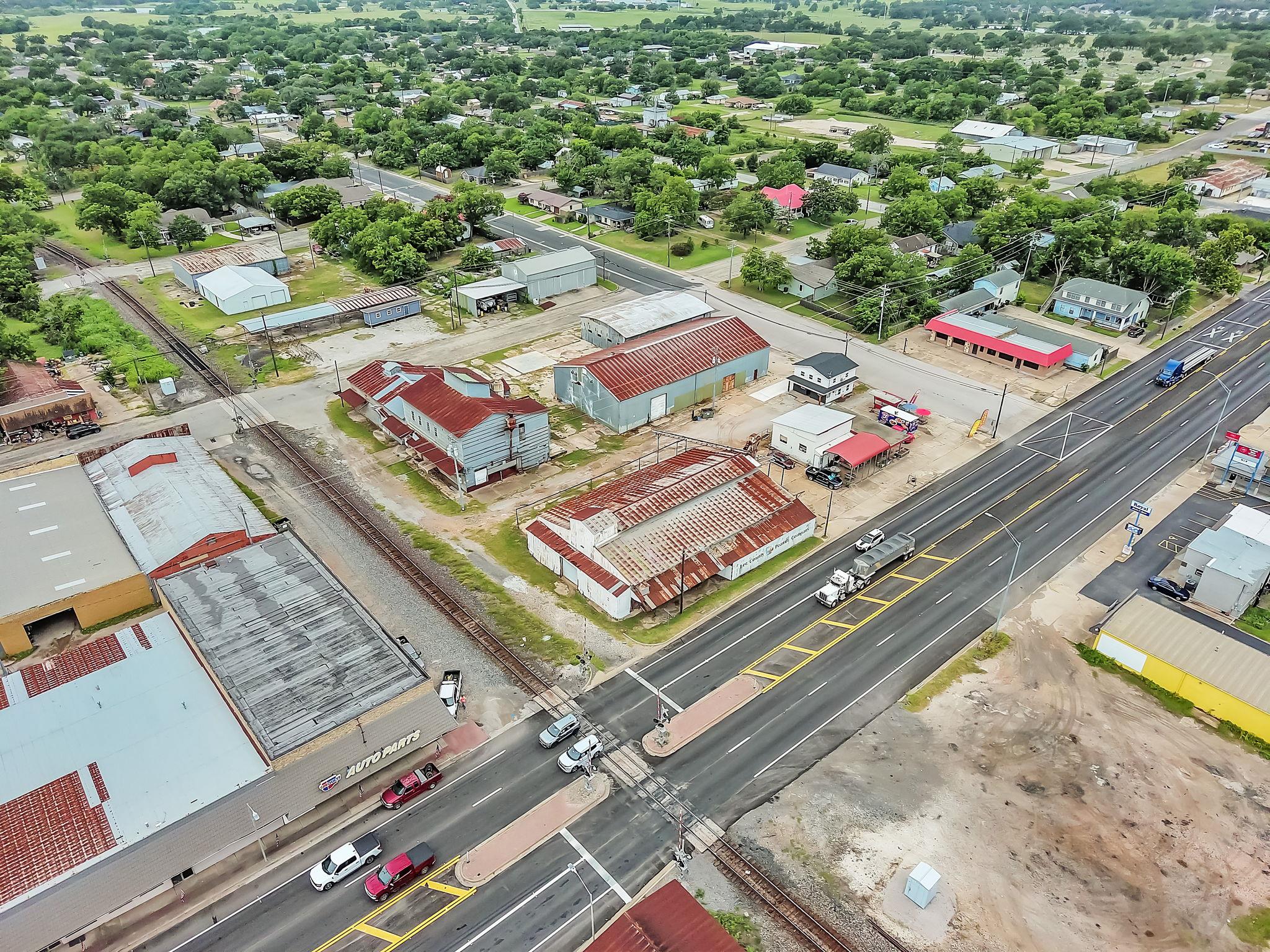 136 S Caldwell-a Street Giddings TX 78942