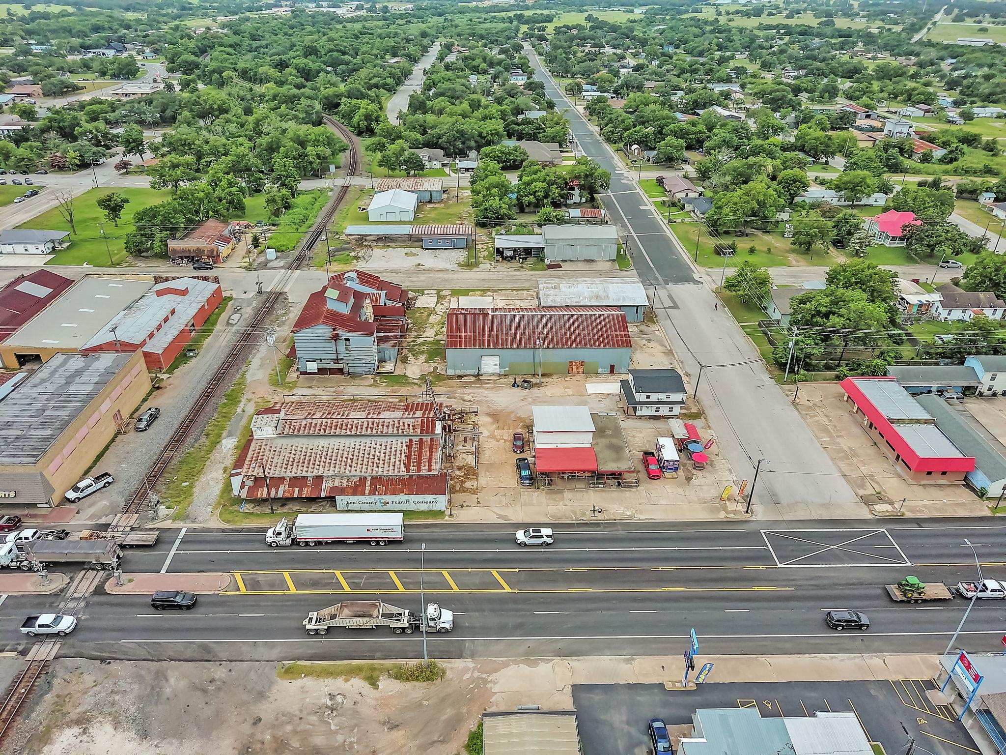 136 S Caldwell-a Street Giddings TX 78942