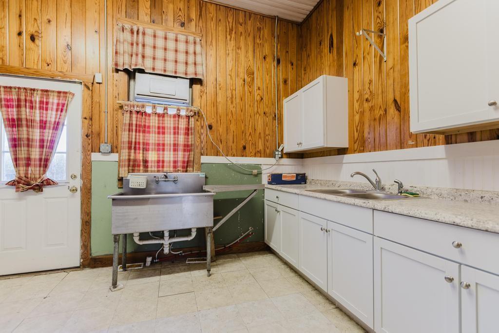 208 Farley Street Hutto TX 78634