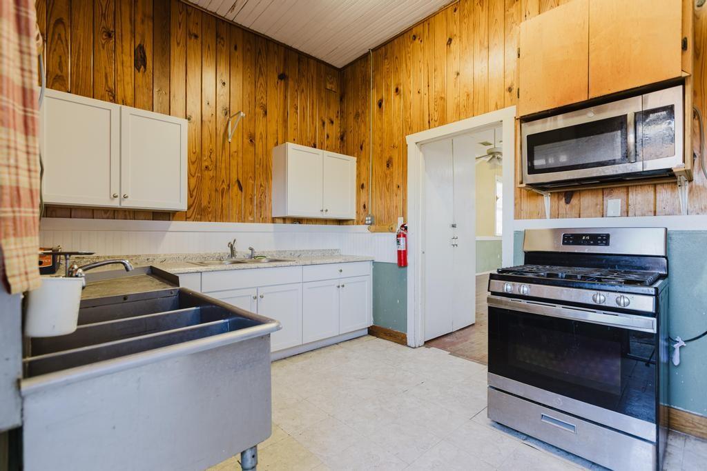 208 Farley Street Hutto TX 78634