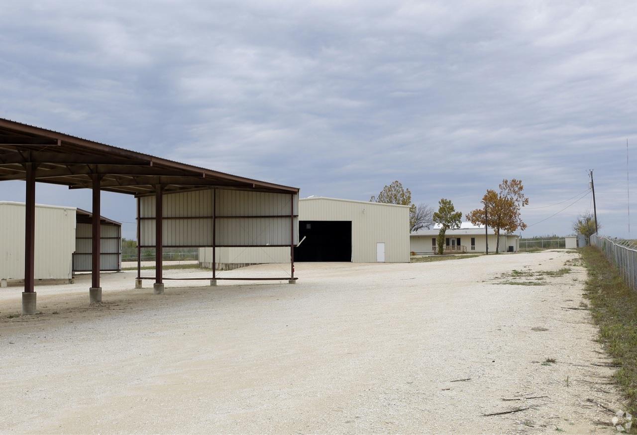 2270 S Loop 4 Buda TX 78610
