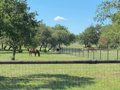 385 Country Lane Dripping Springs TX 78620