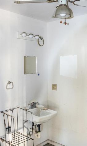 201 S Ridge Street Hallettsville TX 77964