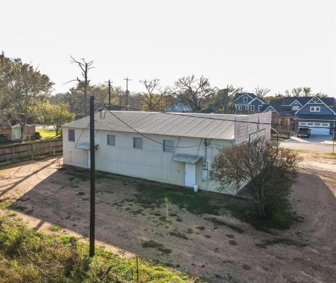 201 S Ridge Street Hallettsville TX 77964