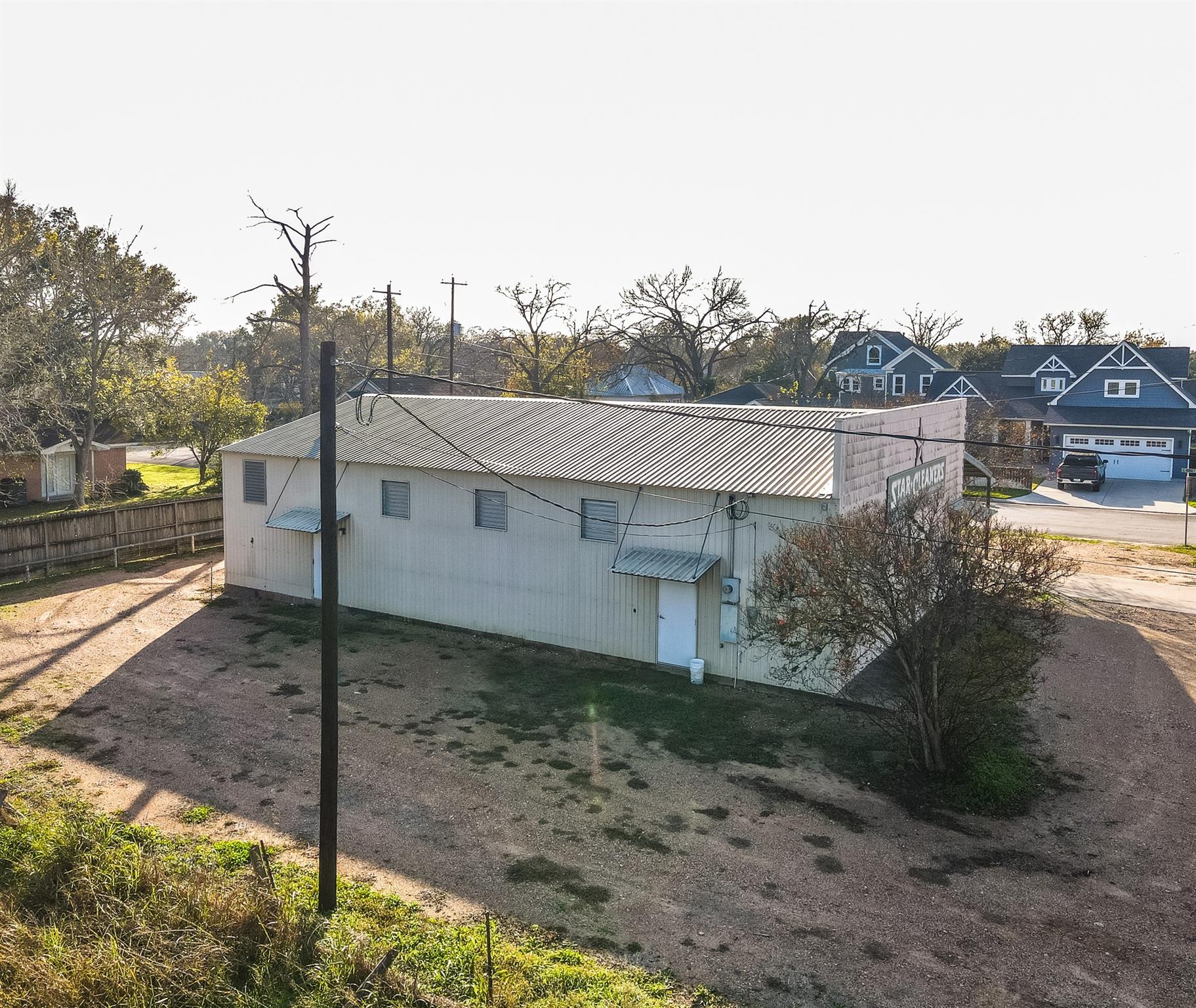 201 S Ridge Street Hallettsville TX 77964