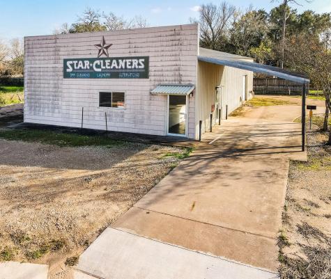 201 S Ridge Street Hallettsville TX 77964