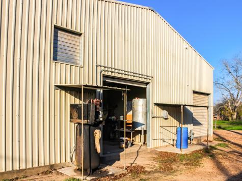 201 S Ridge Street Hallettsville TX 77964