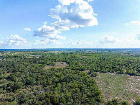399 Seals Creek Road Lockhart TX 78644