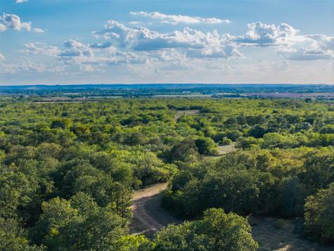 399 Seals Creek Road Lockhart TX 78644
