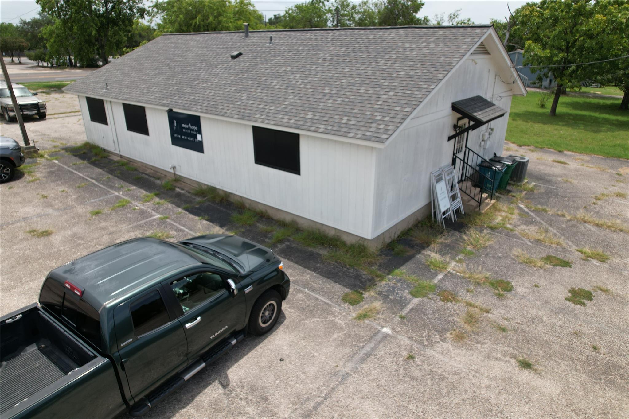 203 W New Hope Drive Cedar Park TX 78613