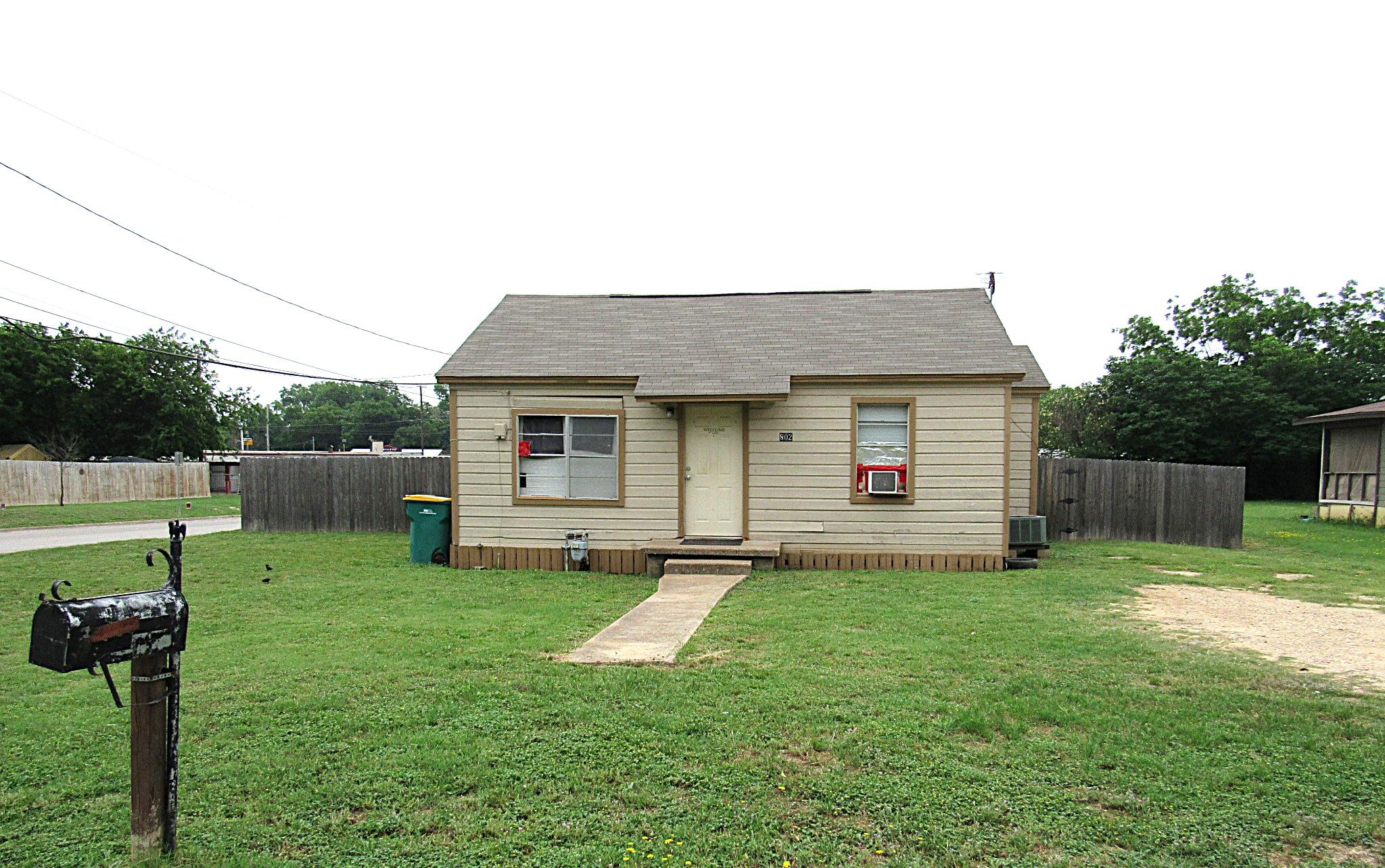 802 S Main Street Belton TX 76513