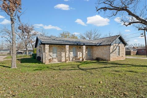 205 8TH Street And 506-508 Avenue A Moody TX 76557