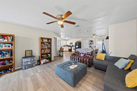 205 8th Street And 506-508 Avenue A Moody TX 76557