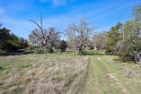 815 Holder Lane Dripping Springs TX 78620