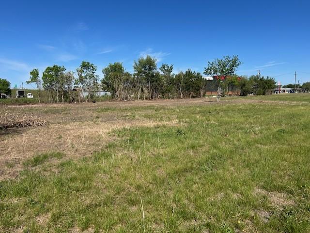 2215 W 2nd Street W Taylor TX 76574