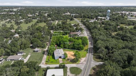 320 S Wilcox Street Rockdale TX 76567