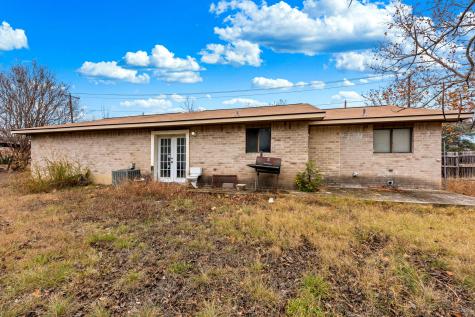 311 Leslie Drive Kerrville TX 78028
