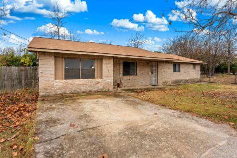 311 Leslie Drive Kerrville TX 78028
