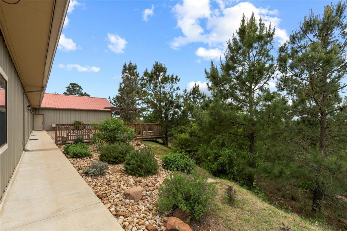 178 Pine Tree Loop Bastrop TX 78602