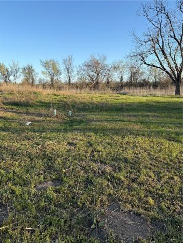 1304 E Cameron Avenue Rockdale TX 76567