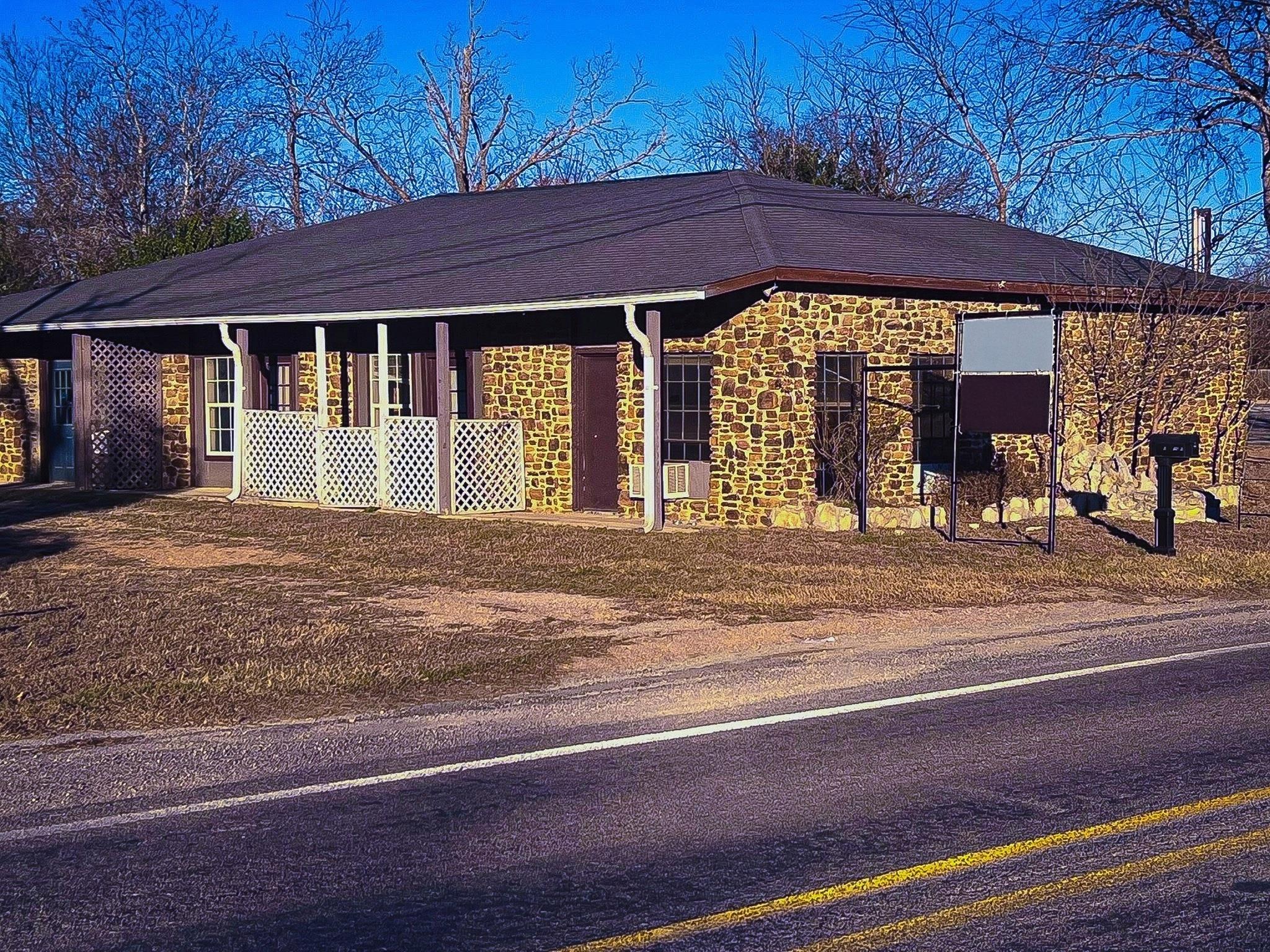 608 4th Street Blanco TX 78606