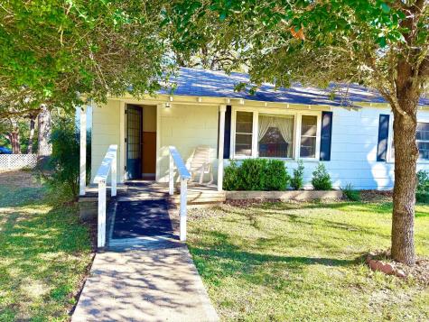 9278 N Highway 77 Highway Lexington TX 78947
