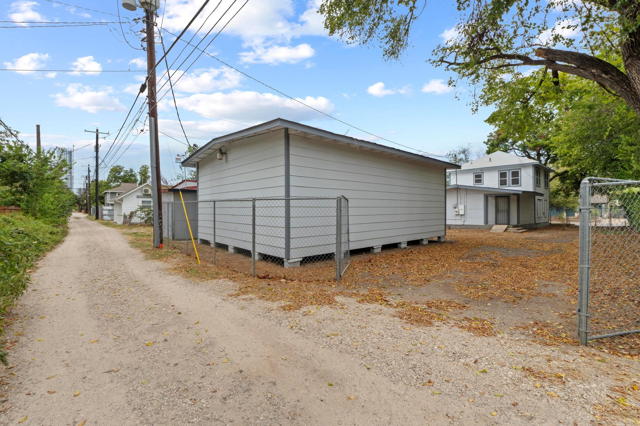 2117 E Cesar Chavez Street Austin TX 78702