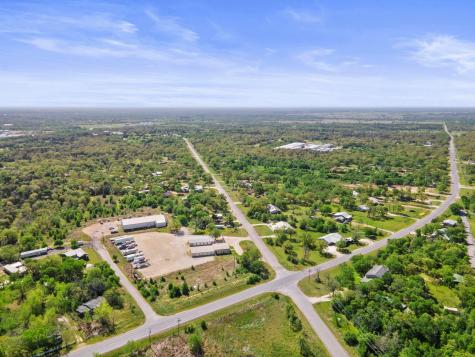 121 James Hoskins Lane Cedar Creek TX 78612