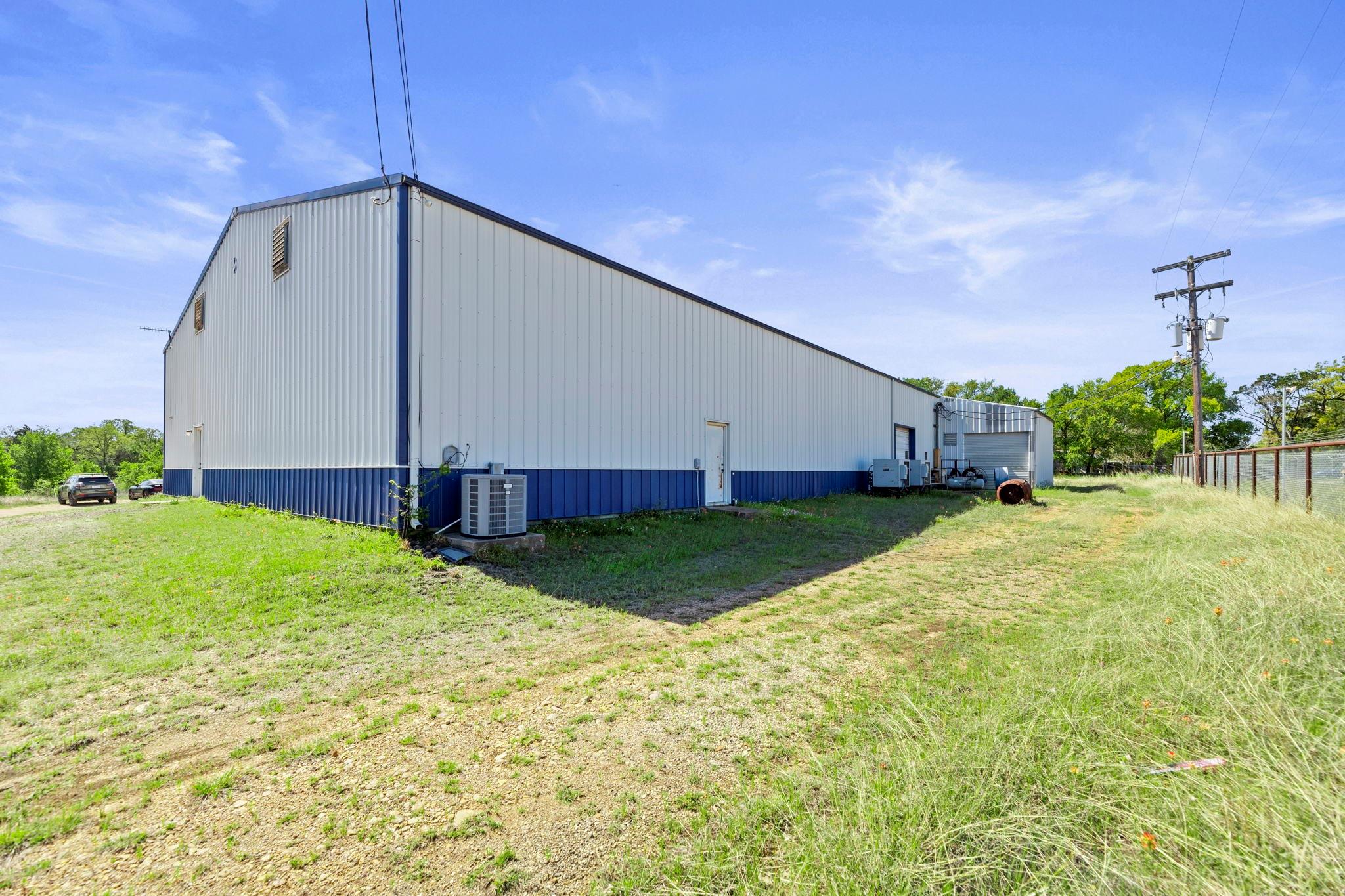121 James Hoskins Lane Cedar Creek TX 78612