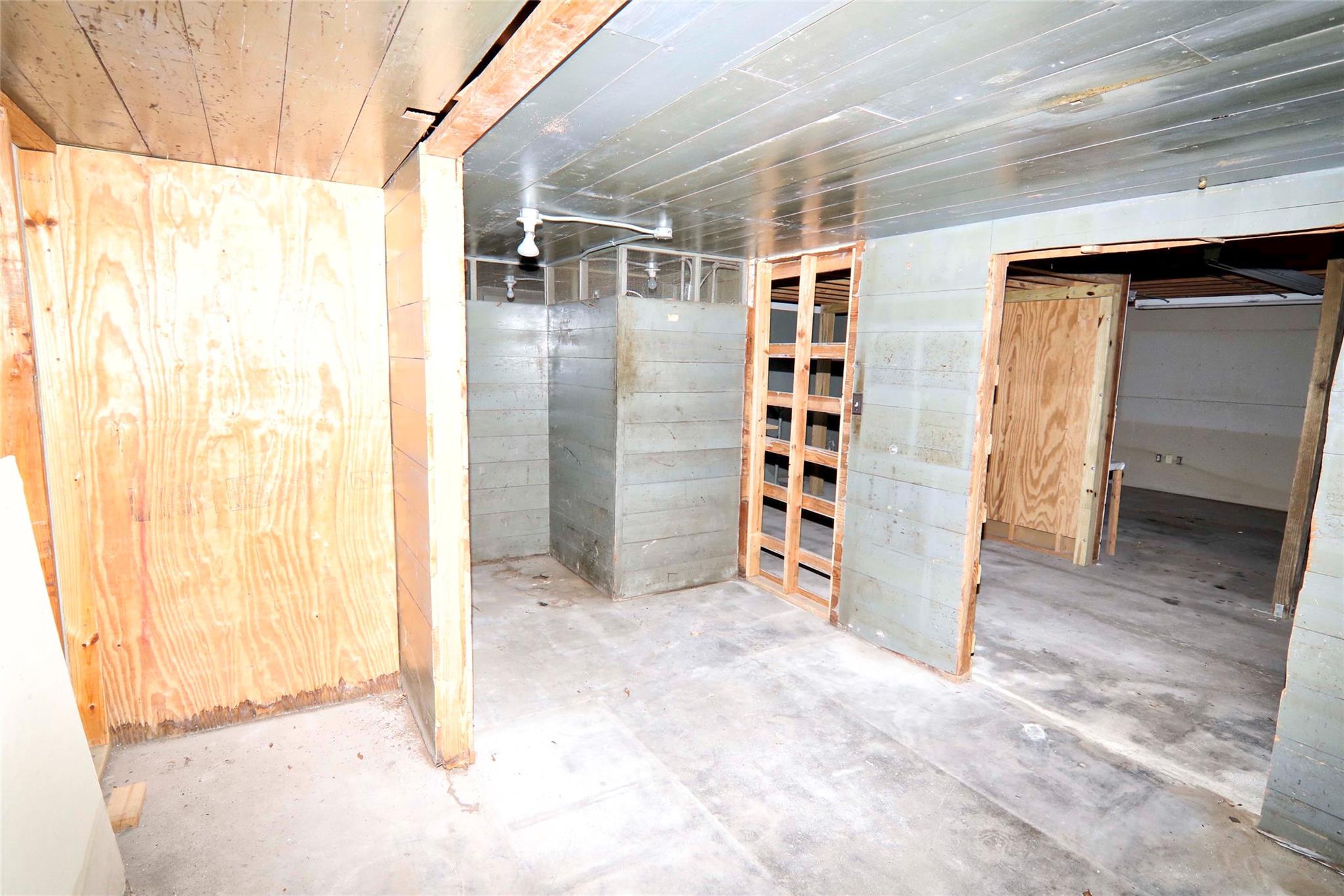702 Upton Avenue Schulenburg TX 78956
