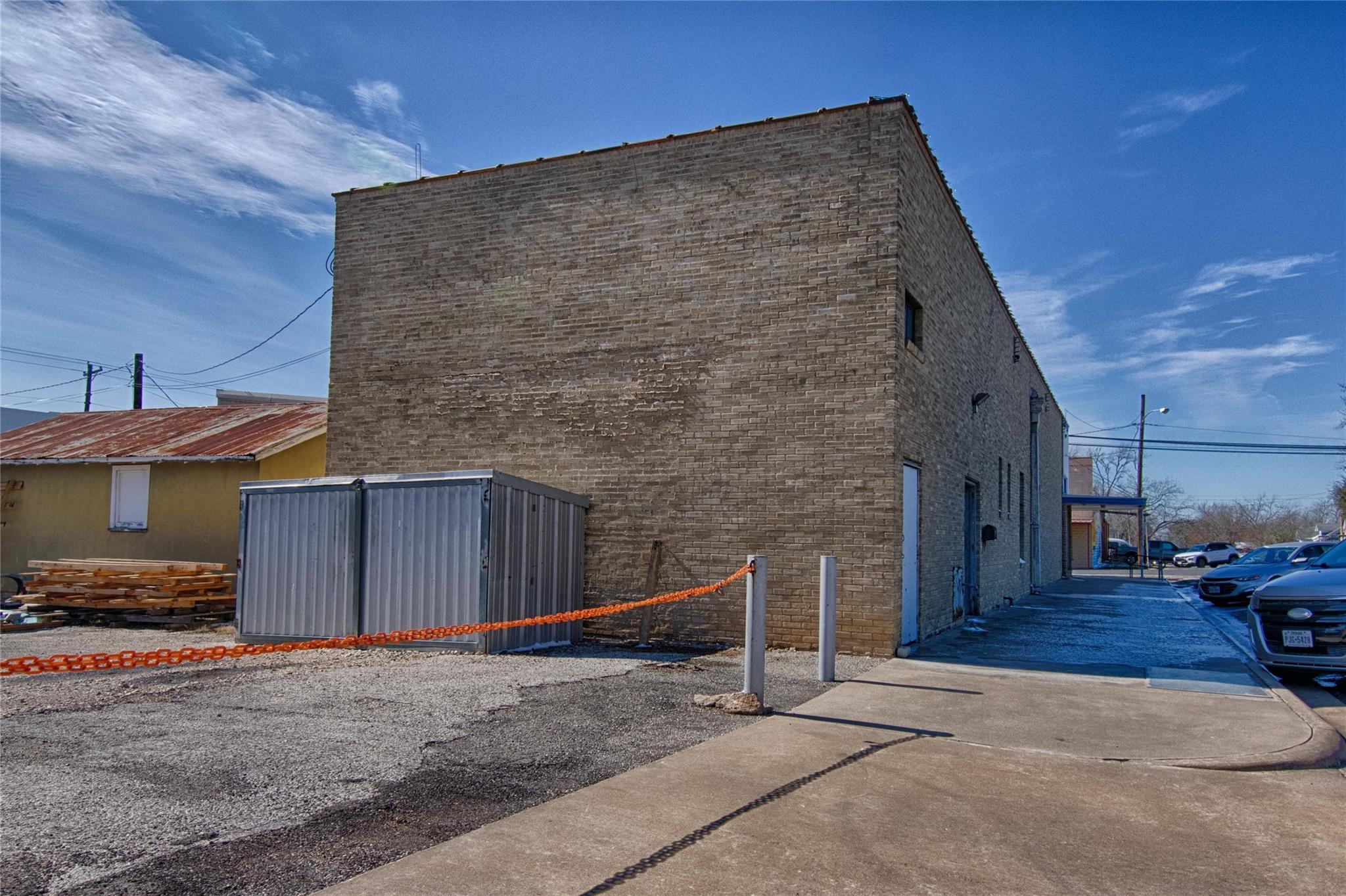 702 Upton Avenue Schulenburg TX 78956