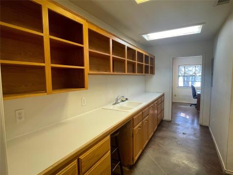 1312 N Us Highway 281 Lampasas TX 76550