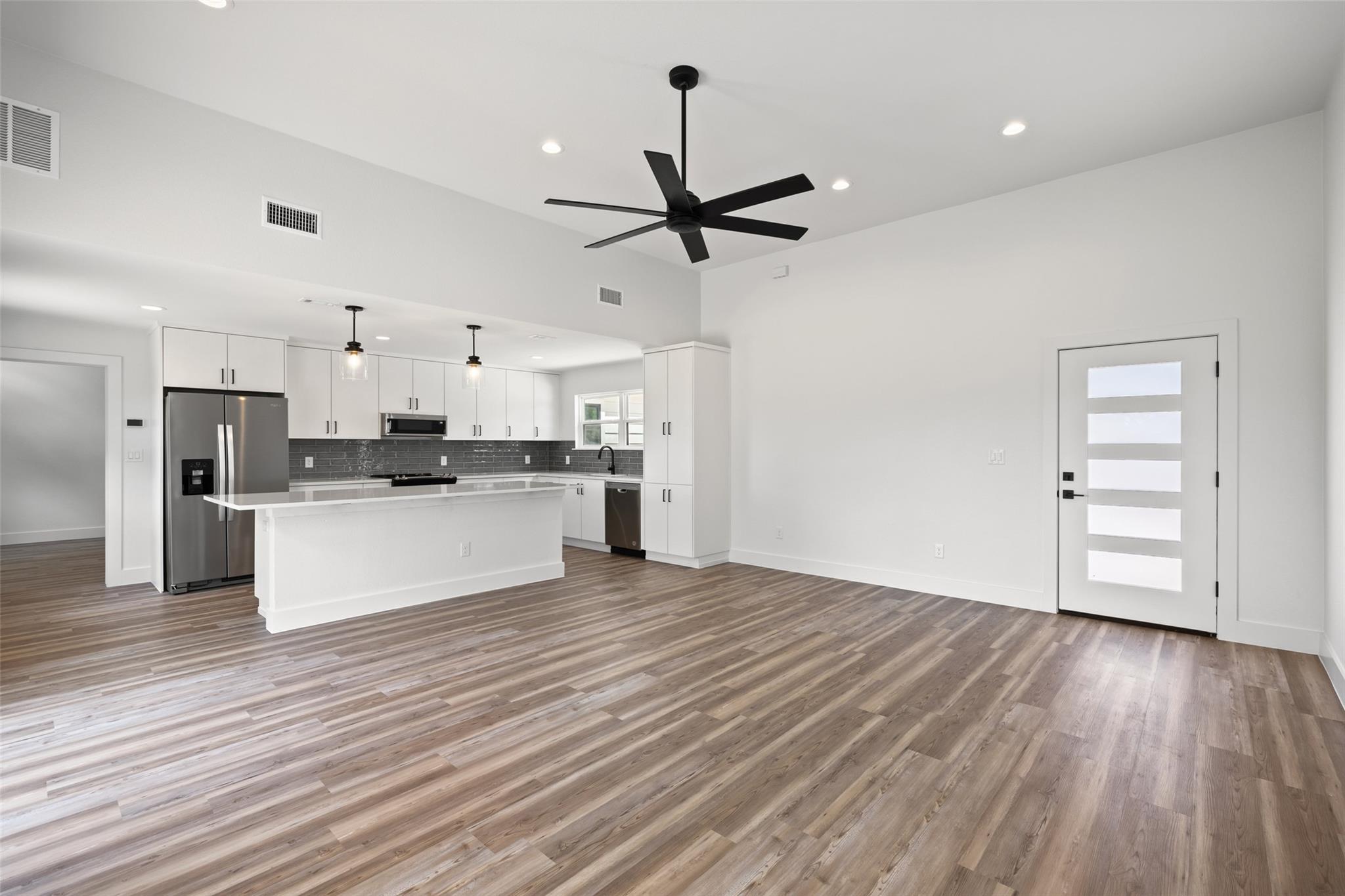 11151 State Highway 71 Spicewood TX 78669