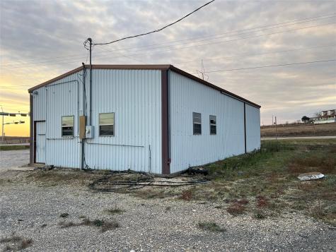 14201 S State Highway 95 Coupland TX 78615