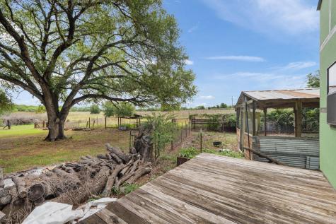 10843 Us Highway 90 W Harwood TX 78632